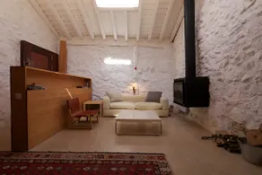 Romantic getaway with a fireplace - Image 2