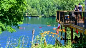 Hakuna Matata Chalet ~ Deluxe 4 season Lake view ~ - Image 2