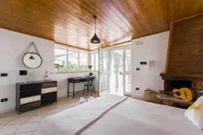 The Traveler's House - Image 3