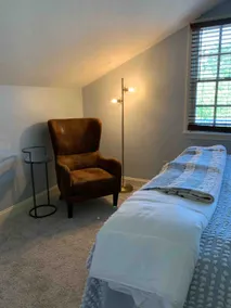 Leo's Loft - Image 4