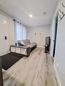 Comfort Apartment 15 - Image 4