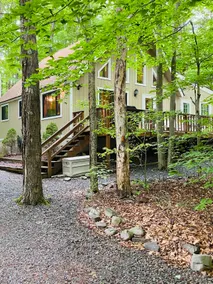 Pocono Retreat, Arrowhead Lake, Relaxation - Image 2