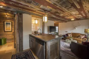 Hot Tub Under Cottonwood Canopy (Whole House) - Image 4