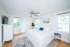 10 minutes to Liberty University, Sleeps 10 - Image 2