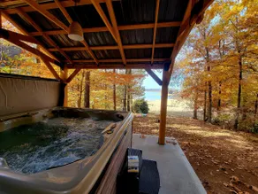4 BR 3 Bath cabin on Cherokee Lake with private dock.  Sleeps 10 to 12. - Image 3