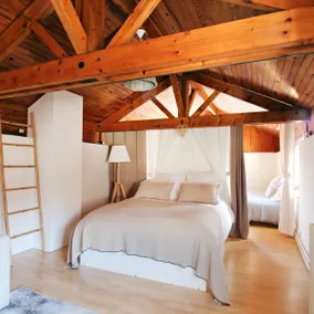 Wellness cottage, many beds, 1 hour from Paris. - Image 3