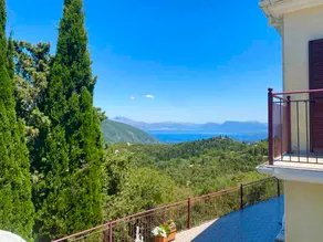 Stunning villa + pool & breathtaking sea views - Image 5