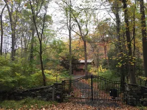 Lower Hudson Valley Idyllic Retreat - Image 5