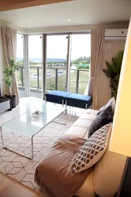 Please have a♪ luxurious time at Lombake Okinawa, with its cool☆ blue and glass interior - Image 5