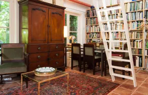 Private realm in glorious garden - Image 4