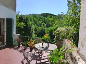 Beautiful rustic Tuscan villa overlooking the medieval village of Bagnone - Image 4