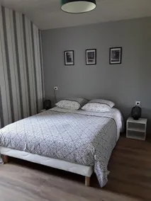 Apartment near Saint-Flour - Image 3