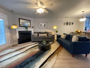 2br/2.5ba home in Walnut Creek near Dtown Raleigh! - Image 3