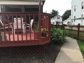 (OT1-1) Vintage Vibe: Driveway+King Bed+Deck/Yard - Image 4