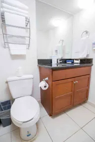 Beachfront condominium 608 - Image 5