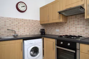 Stylish 2 Bedroom Bruntsfield Apartment in Edinburgh - Image 2