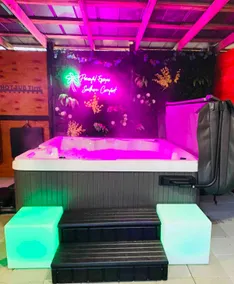 Paradise Escape: Jacuzzi, Fire Pit, Game Room - Image 2