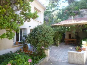 Appartement  de charme avec piscine  privée et parking sécurisé - Image 5