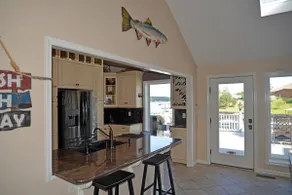 Luxury 6 Bedroom 4.5 bath Lakefront Escape - Image 5