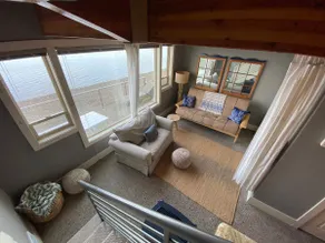 Beachfront Home with Sound View on Camano Island - Image 4