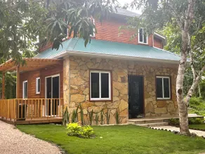 Spacious Country House - Image 3