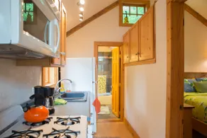 Unique Cottage in Boulder with Hot Tub - Image 3