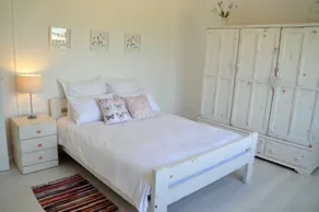 Anglesea Holiday Home - Sleeps 8! - Image 2