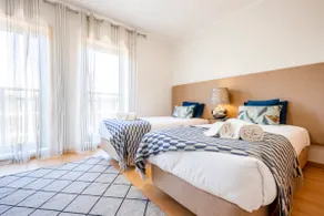 Algarve Luxury Marina 3 bedrooms and Pool - Image 4