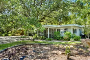 Walk to the beach & Downtown - Oakshade Main Suite - Image 5