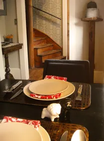 Dwell 912 B&B- Modern Guest House Downtown-Soulard - Image 3