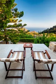 Traditional house with incredible views - Image 4