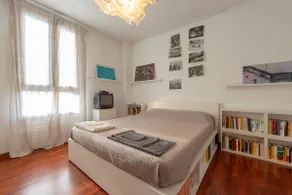 Huge Flat with a Beautiful terrace - Image 3