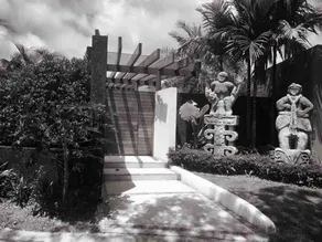Tranquil lake view villa on Phuket golf estate - Image 3