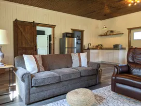 Quiet Guesthouse near Keuka Lake and Penn Yan! - Image 2
