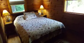 Log Cabin * Hot Tub * Sauna * 4.6 mi. Bethel Woods - Image 5