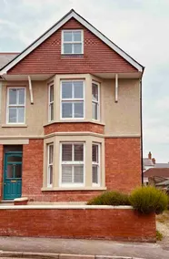 Edwardian house by the seaside - Image 3