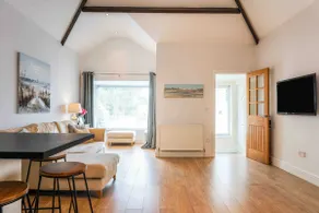 Mumbles Road Beach House - Image 4