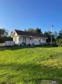 Idyllic annex by the lake - Image 2