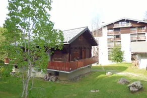 Traditional chalet in resort - Image 2