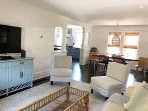 Charming Bungalow - Image 4