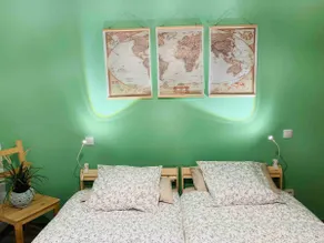 15 minutes to Barcelona city center metro station, 15 minutes to Badalona beach - Image 3