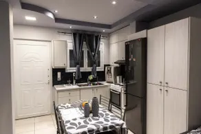 Mike's cosy house - Image 3