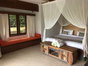 Valley view, tranquil, 15m pool, near Kintamani - Image 5