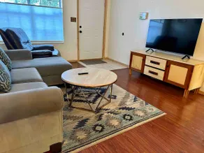 Private Townhome Near Foothills - Image 4