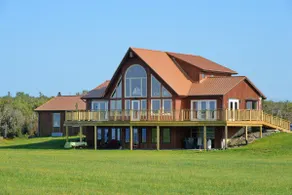 Beautiful Bayfield Apartment (NOT entire house) - Image 2