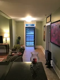 Sweet Downtown Digs - Image 4