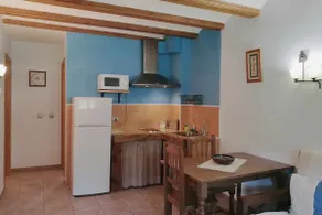 1-bedroom rural apartment - Image 3