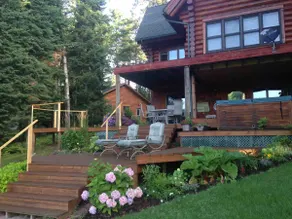 CABIN, Lower Level Suite, Hot tub/Sauna/Waterfront - Image 5