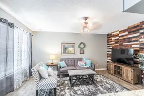 Sun West Condo, Great Location! - Image 5