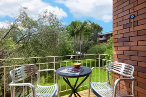 ‘Bikini’ Surf Beach - a 2 min walk to the beach! - Image 2